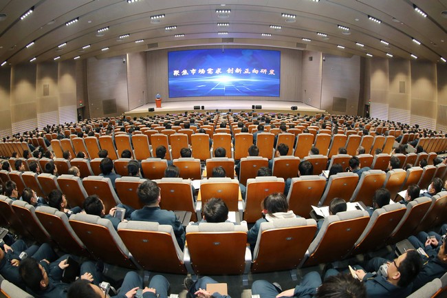 1月9日，，，，九游老哥必备的交流社区启动正向研发流程